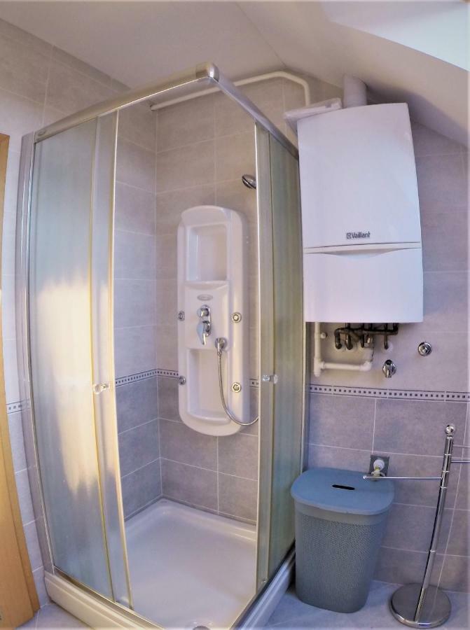 Apartments "Pavic" Near Zagreb Airport Велика-Горица Экстерьер фото